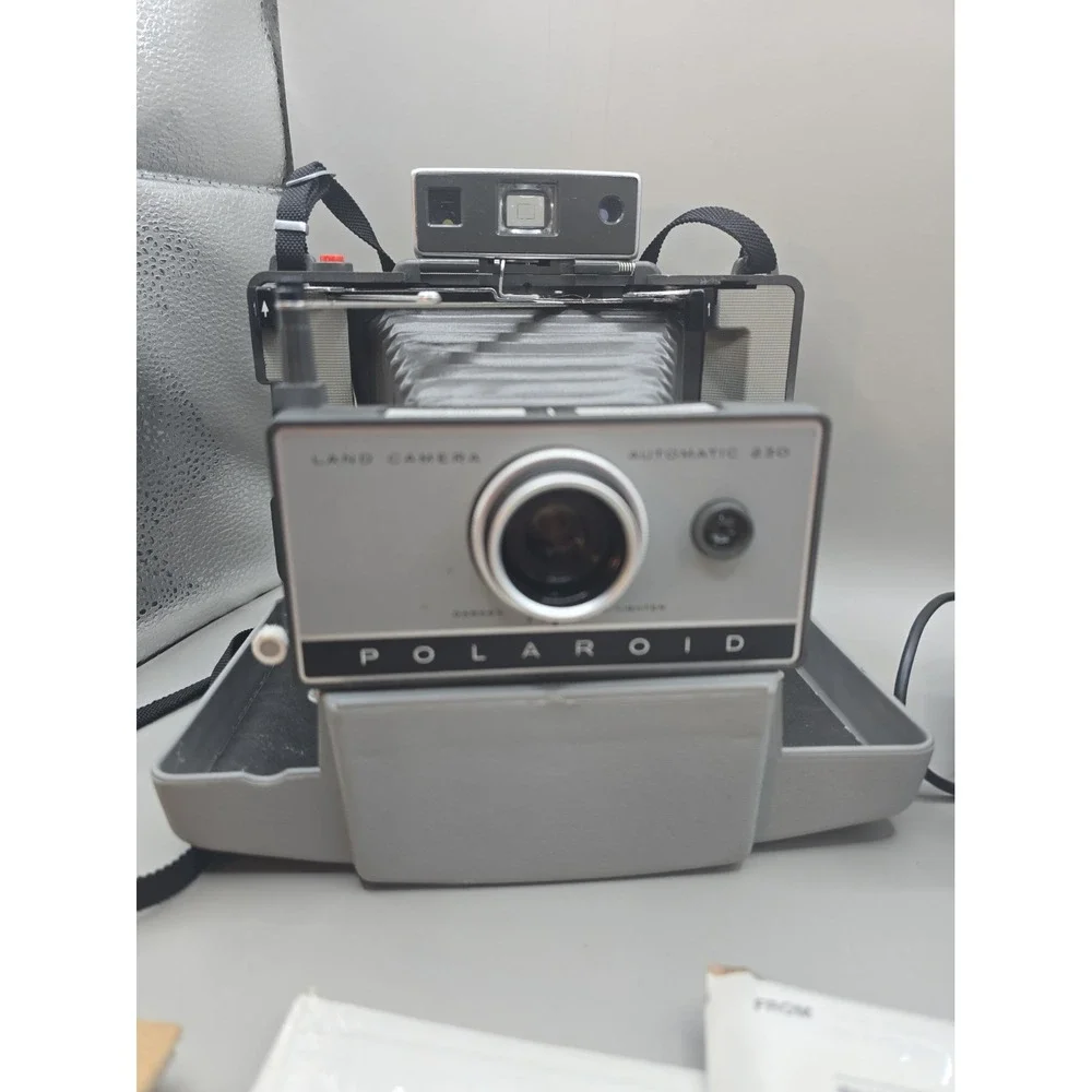 Polaroid Automatic 230 Land Camera w/ Flash Manual Case Lenses Film And Bag